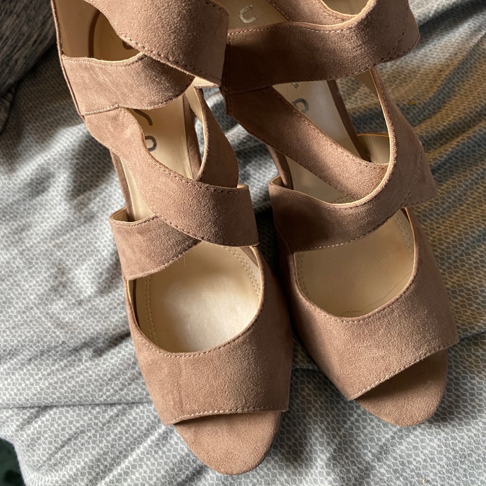 Nude Heels Size 10
